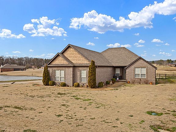 2nd image of 10092 Laura St