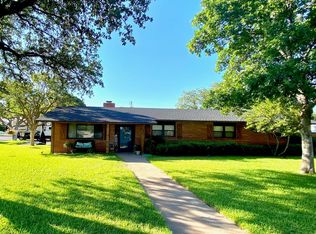 2610 Lockheed Dr, Midland, TX 79701