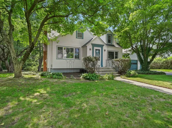 57 Lakeview Avenue, Hamden, CT 06514