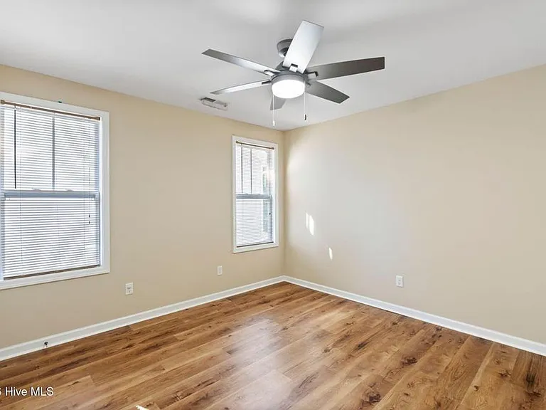 3912 Willowick Park Dr — Photo 26