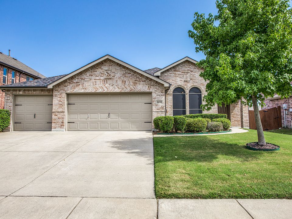 1st image of 808 Honeywell Dr