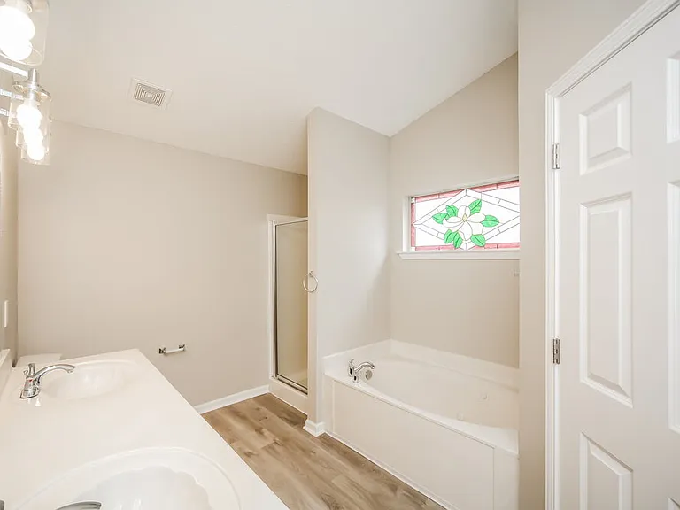 8202 Martin Dr — Photo 9