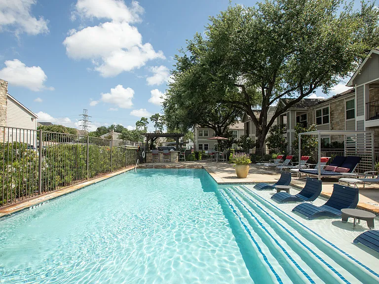 Reserve at Garden Oaks — Photo 18