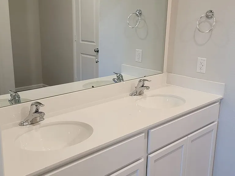 1817 Grassland Dr — Photo 21