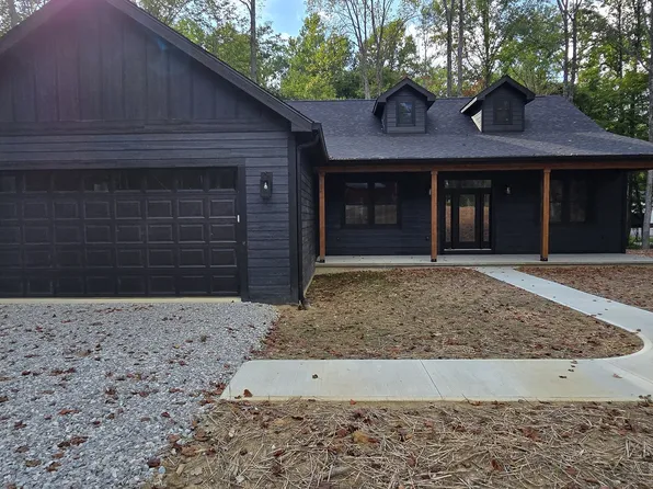 334 S Troutman Dr, Rockville, IN 47872