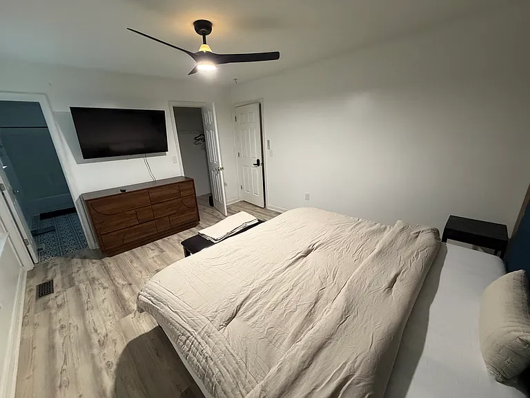 6811 Sawmill Cir — Photo 8