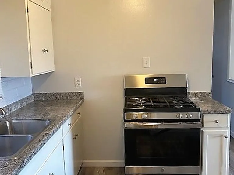 3251 Bechelli Ln — Photo 2