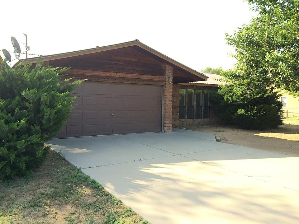 1st image of 21 Sherry Ln