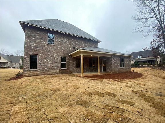 4th image of 2365 Annandale Ln