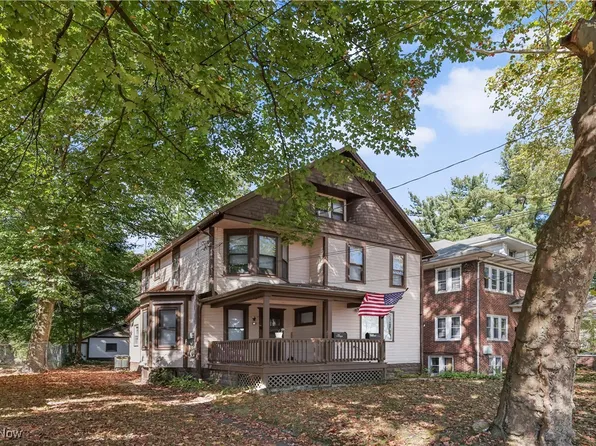 594 Blaine Ave, Akron, OH 44310