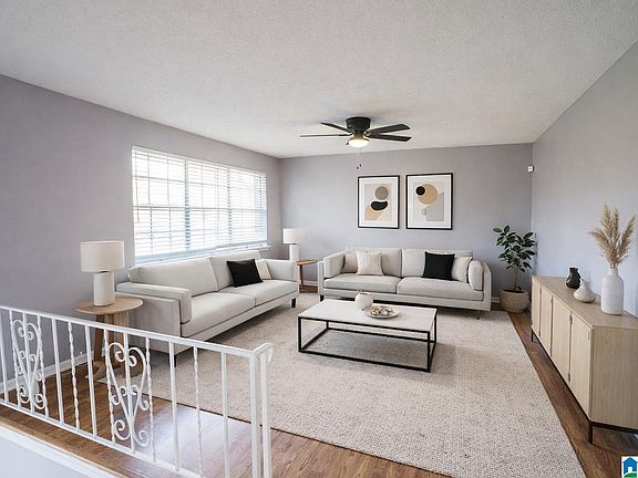 2nd image of 5509 Valley View Trl