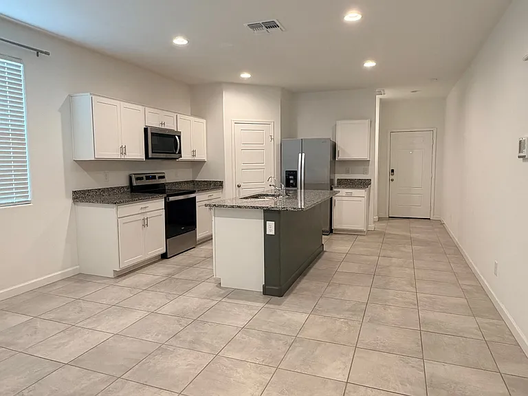 8297 W Clemente Way — Photo 7