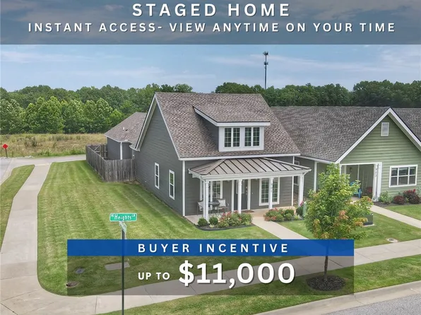 901 NE Heights Ln, Bentonville, AR 72712