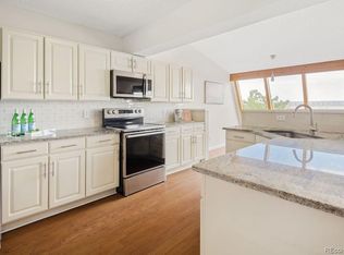 54 Wright Ct, Lakewood, CO 80228