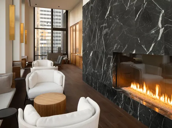 135 East 47th Street image 7 of 15