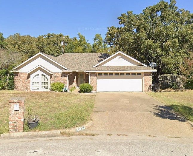 1st image of 2013 Fairway Cir
