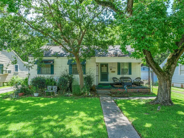420 S 15th Ave, Hattiesburg, MS 39401