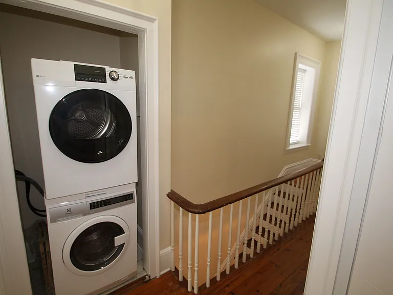 209 W Hall St #A — Photo 20