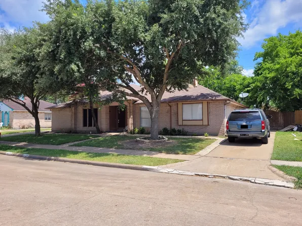 16330 Kensley Dr, Houston, TX 77082