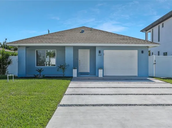 532 103rd Ave N, Naples, FL 34108