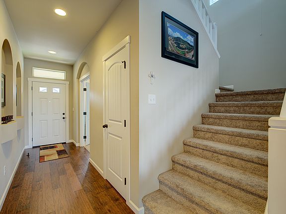 4th image of 11419 131st St E