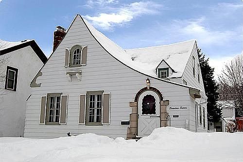 2nd image of 1716 Scheffer Ave