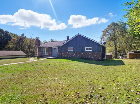 124 Miller Dr, Tarentum, PA 15084