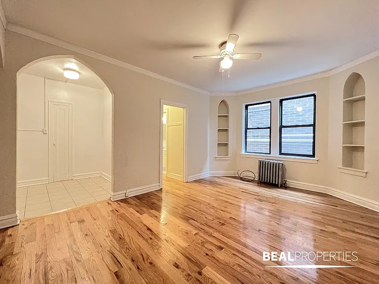4829 N Damen Ave — Photo 7