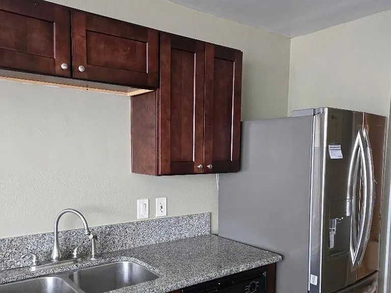12660 Ashford Point Dr #613 — Photo 8