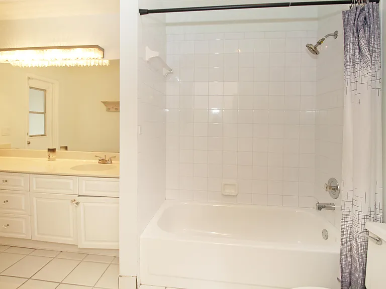 896 Rose Ct — Photo 46