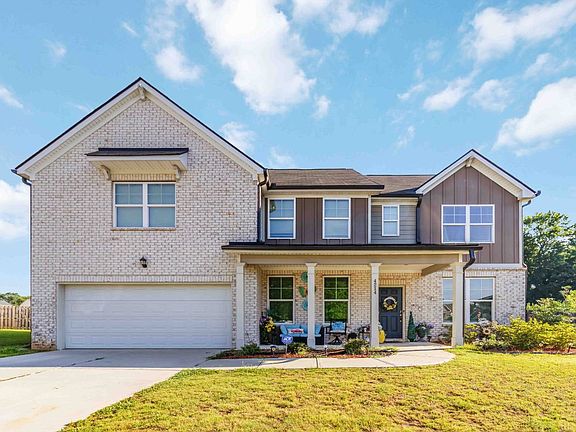 3rd image of 4214 Woodsley Pl