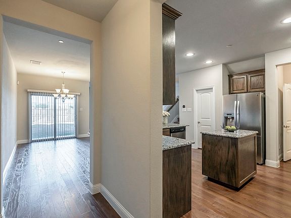 3rd image of 7434 W Tonopah Dr