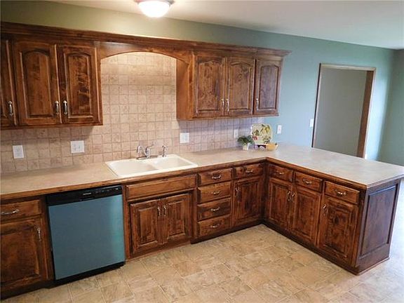 3rd image of 3926 SW Briarwood Oaks Cir