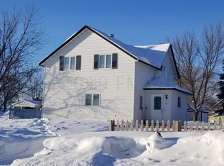 309 3rd St, Milnor, ND 58060
