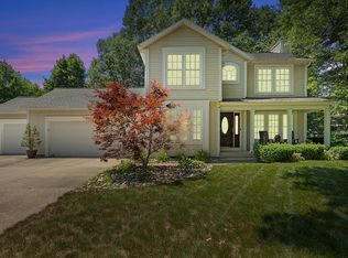 13607 Streamside Ct, Grand Haven, MI 49417