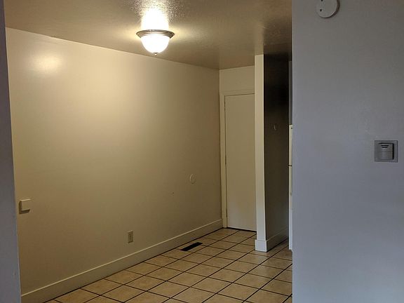2nd image of 1439 N Carolina St APT 2
