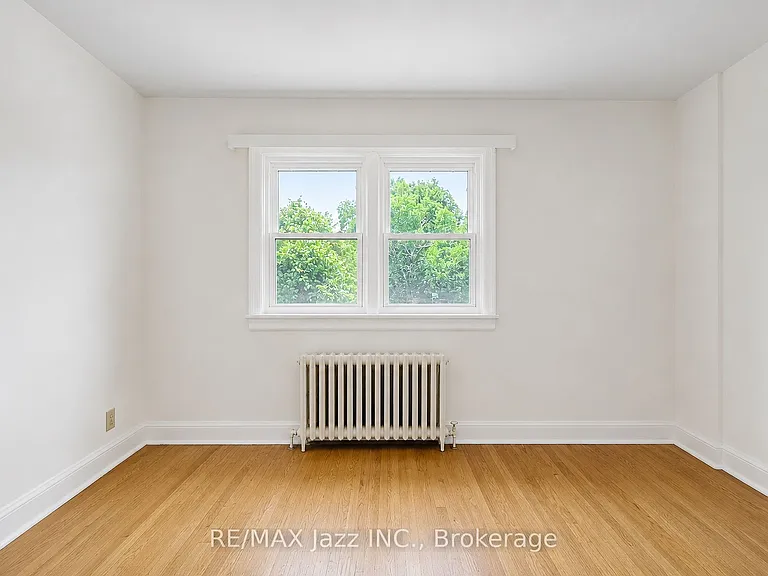 366 Mary St N #5 — Photo 20