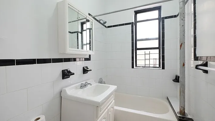 Rented by Skyward | media 22