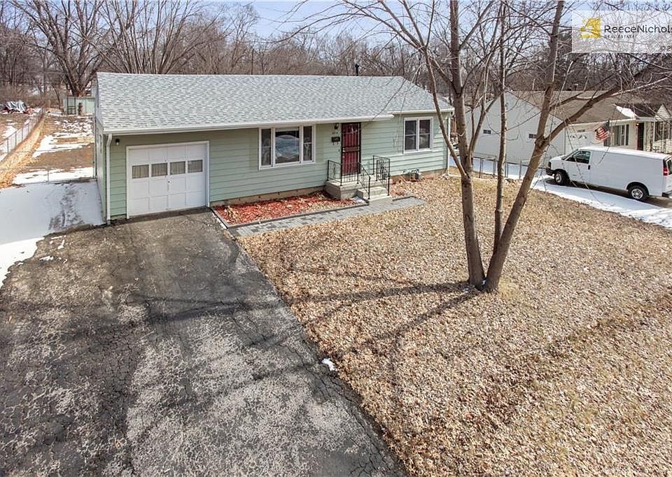 1st image of 2819 N 76th St