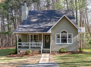 521 Skyview Dr E, Ellijay, GA 30536