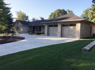 1832 Richmond Rd, Lexington, KY 40502