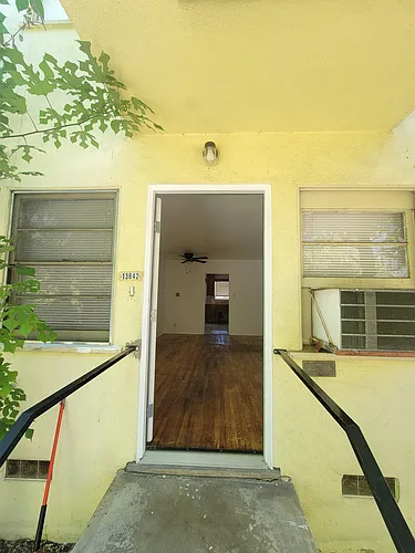 13842 Burbank Blvd #13842 Photo 1 13842 Burbank Blvd #13842 Photo 1