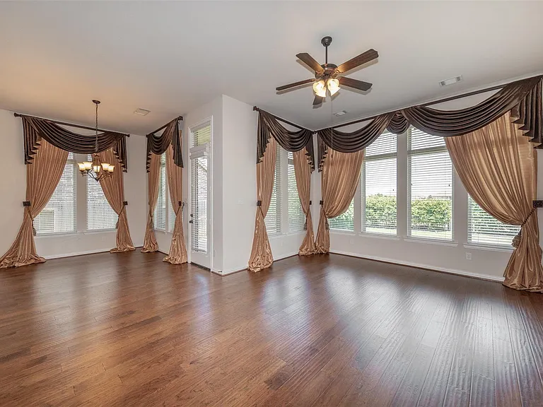 10406 Mossback Pine Rd — Photo 27