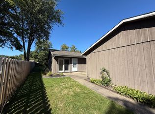 472 Sprague Rd #474, Berea, OH 44017