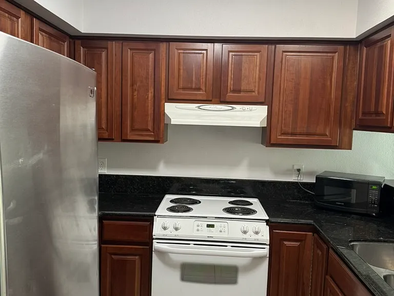 5872 Alexandria Pl — Photo 3