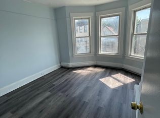 105 Maple St APT 2W, Yonkers, NY 10701