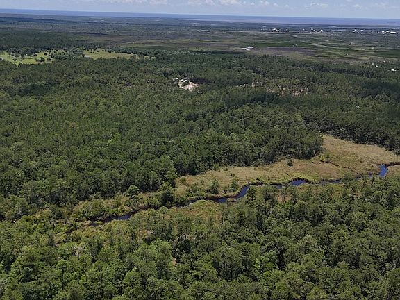 2nd image of 3000 Woody Bayou Dr
