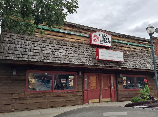 2nd image of 1605 Hill Ave