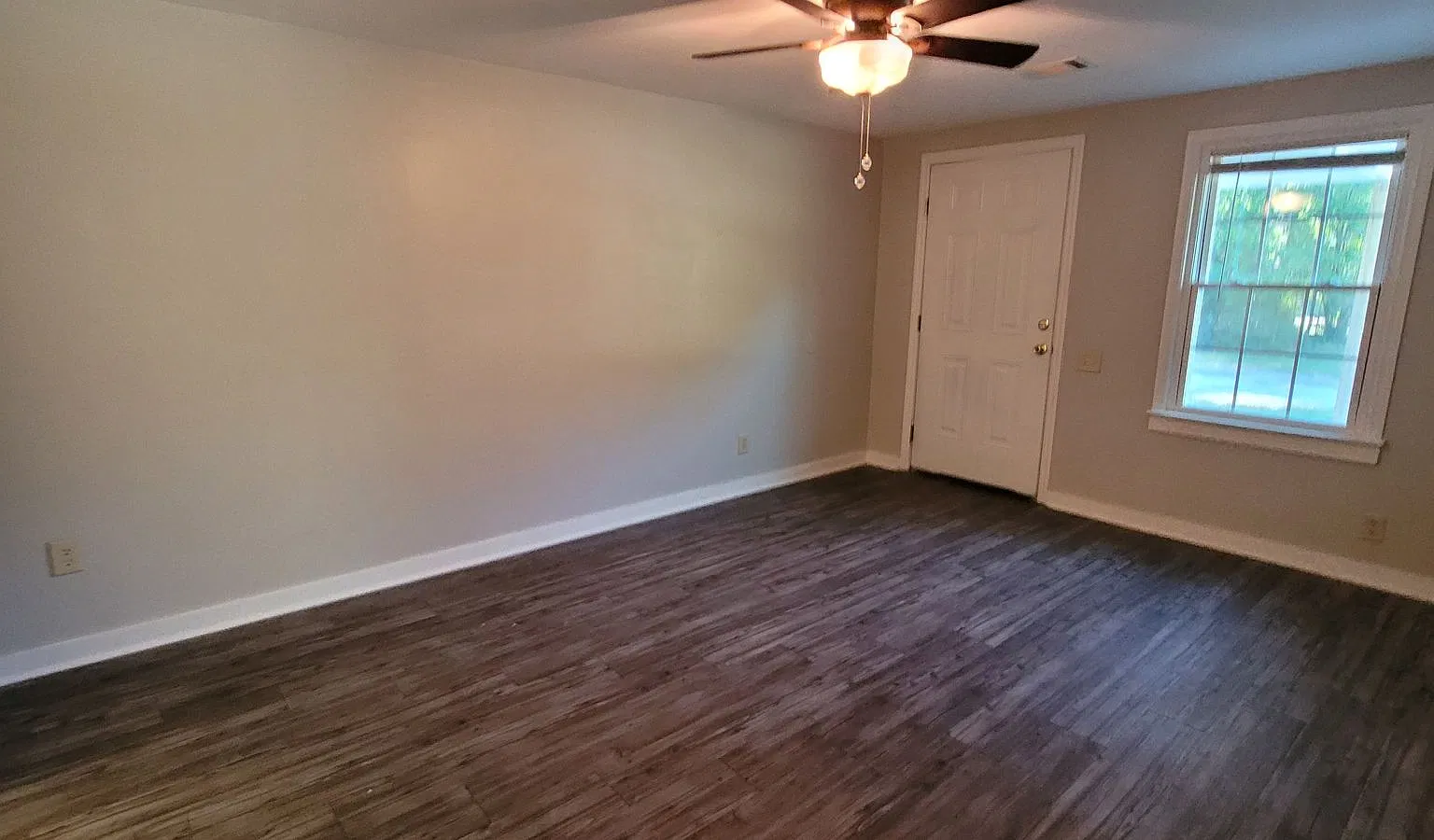 1 bed, $900 — Photo 3