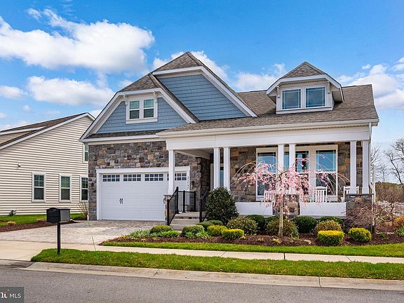 2nd image of 23797 Pembroke Ln